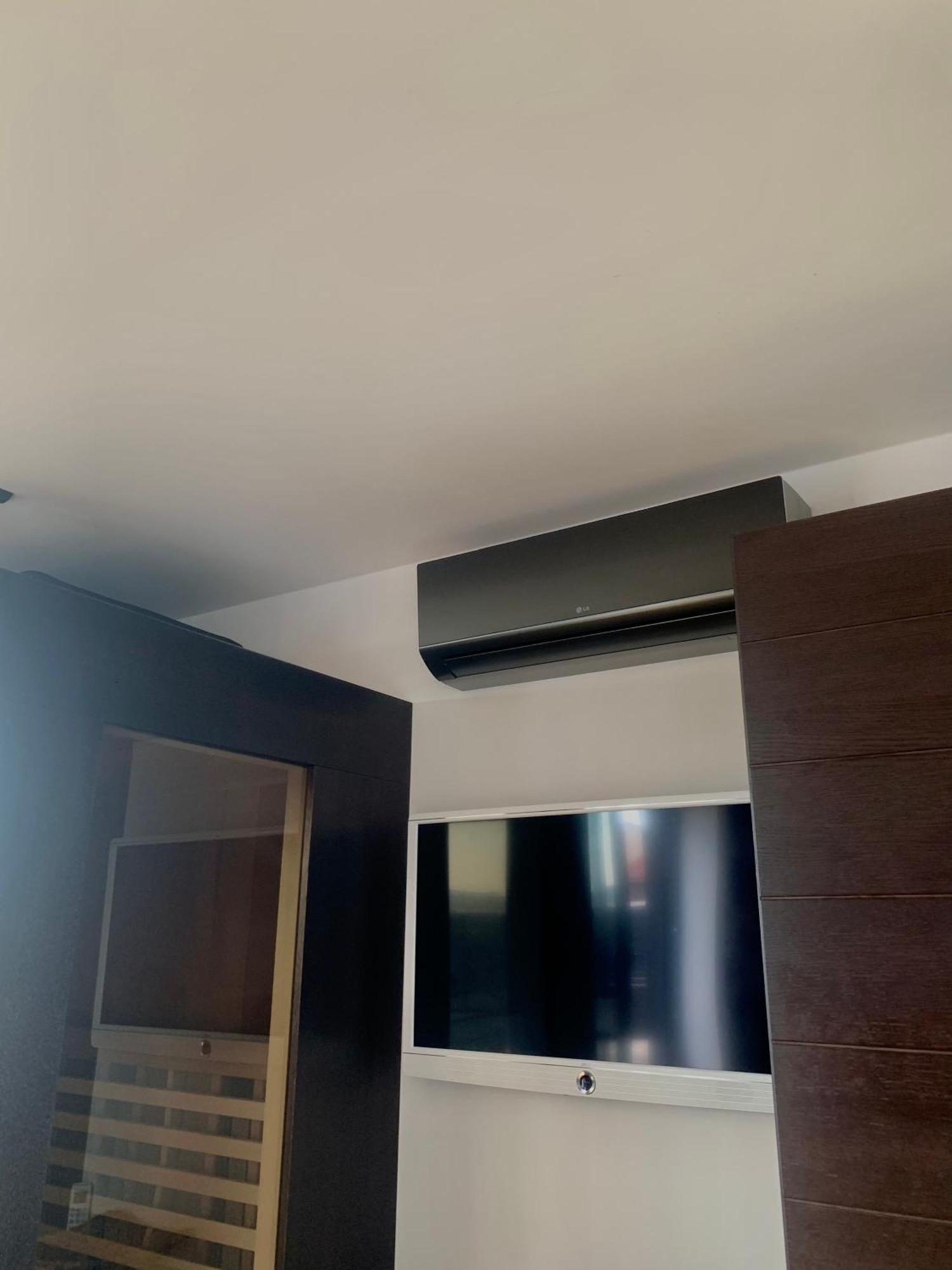 Apartman Se Saunou A Terasou S Vyhledem Na ברנו מראה חיצוני תמונה