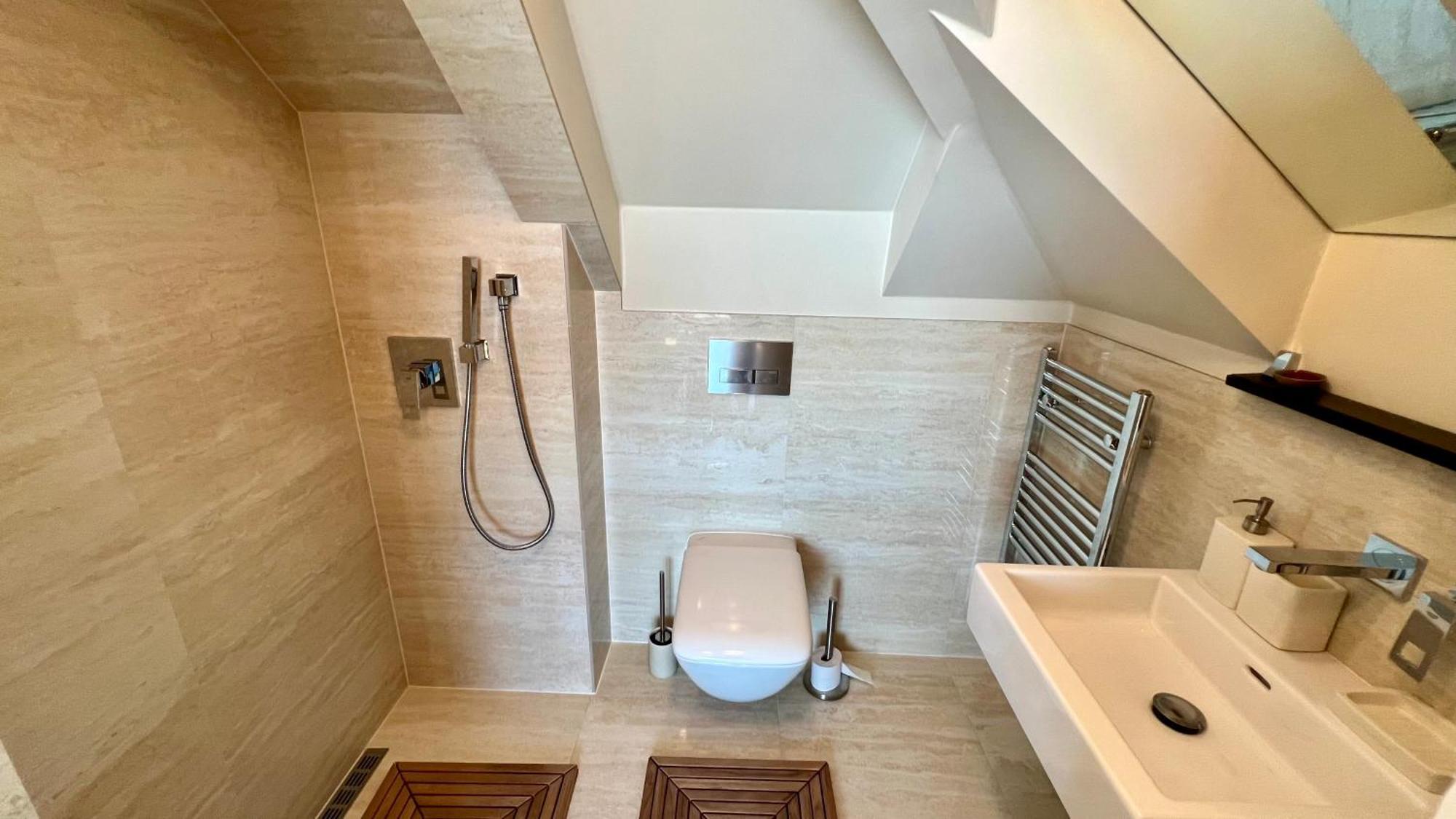 Apartman Se Saunou A Terasou S Vyhledem Na ברנו מראה חיצוני תמונה